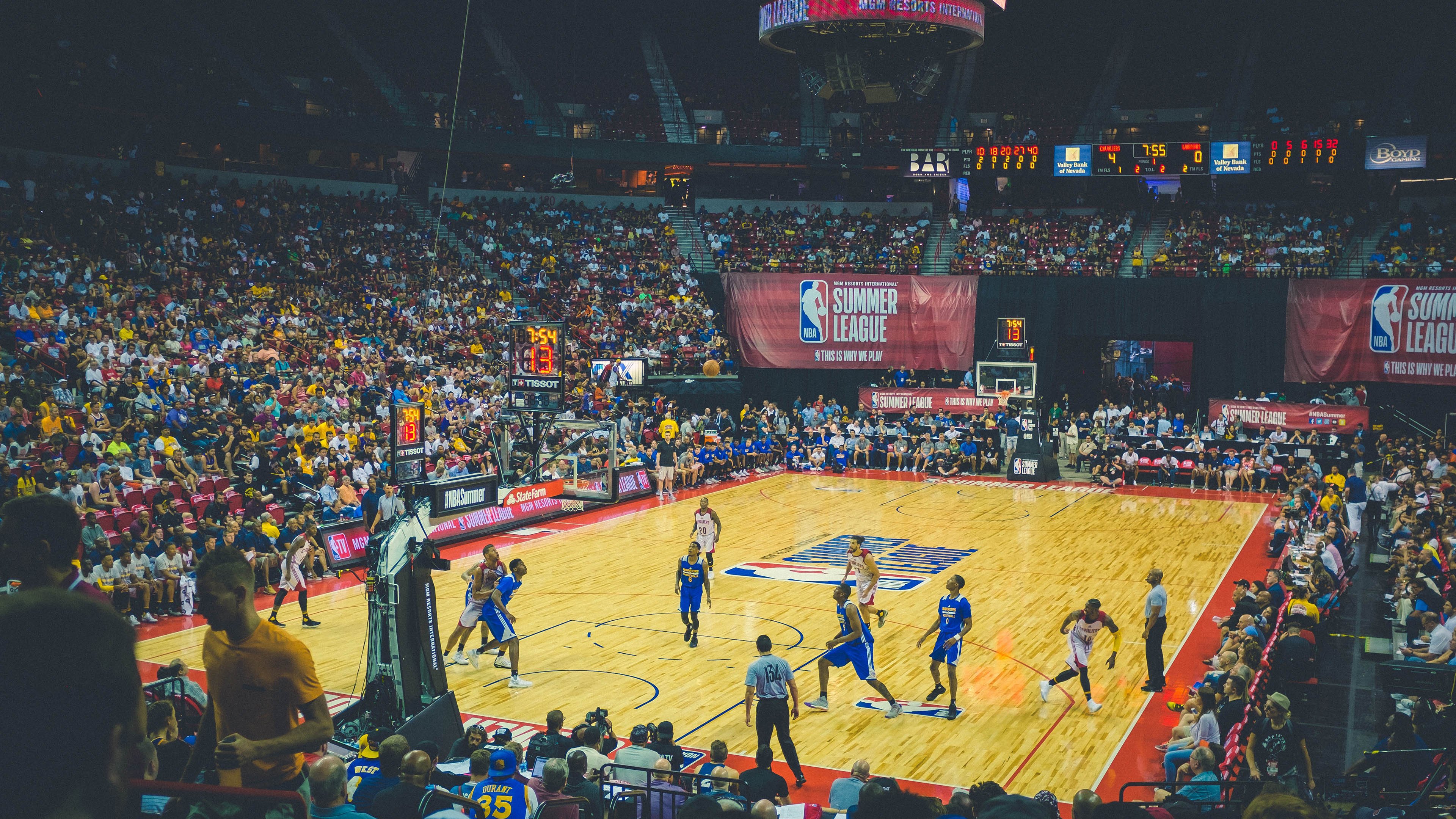 Scout伤愈复出首秀定档，电竞少年热血归来引爆全网热搜